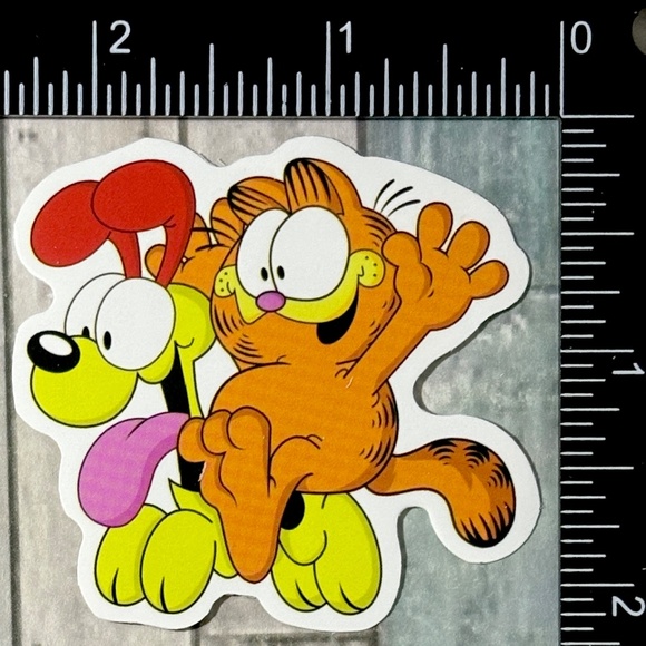 ๐10/$10๐ Garfield Reusable Waterproof Vinyl Sticker Decal - Picture 1 of 1